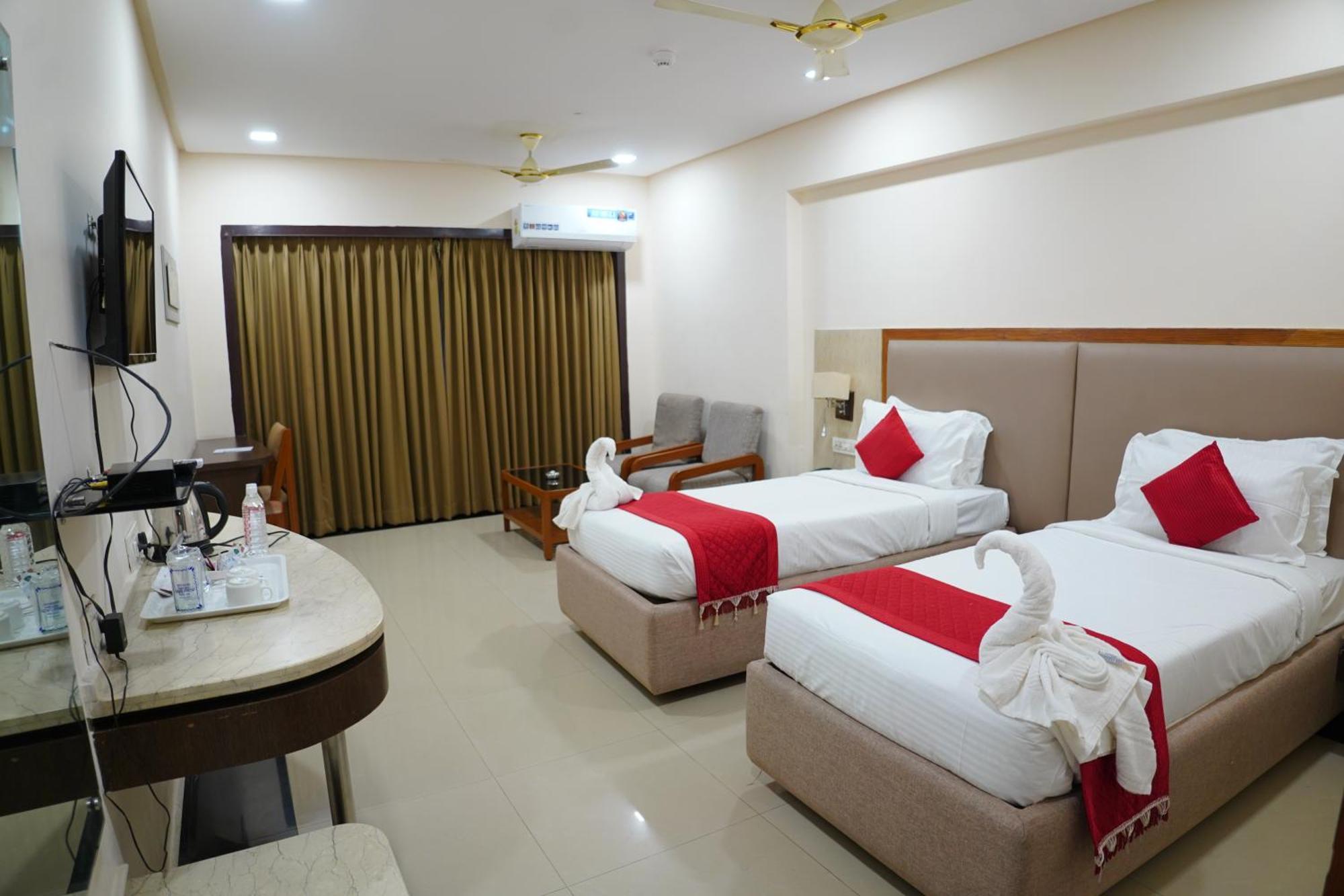 Hotel Grand Nagarjuna By Konark Hotels Guntúr Kültér fotó